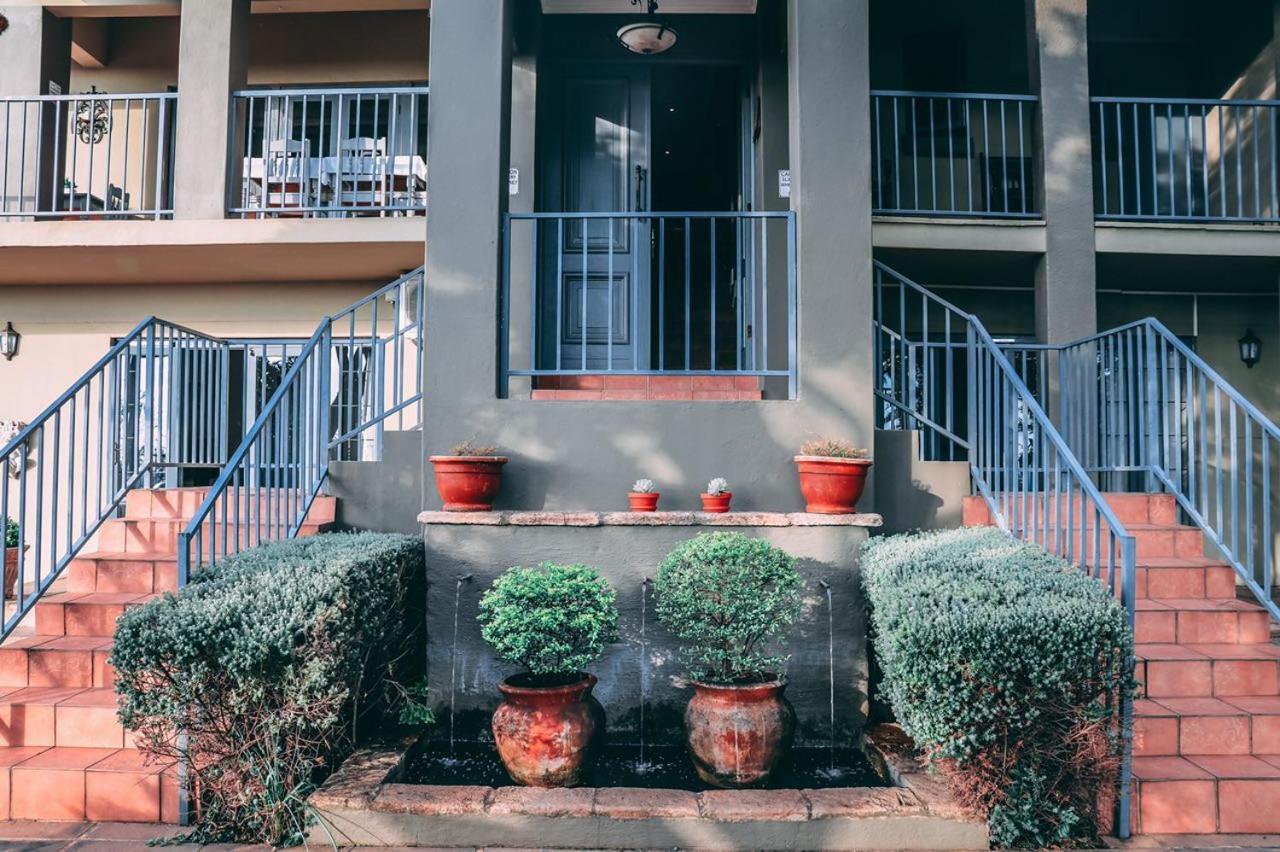 Amoris Guest House-Waterkloof Ridge Pretoria-Noord Exteriör bild